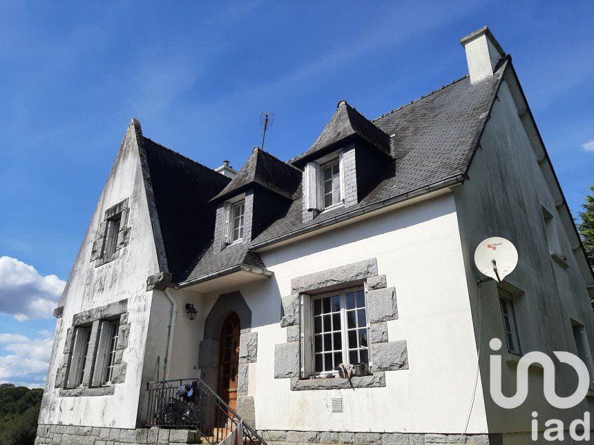 Maison 5 pièces de 132 m² à Carhaix-Plouguer (29270)