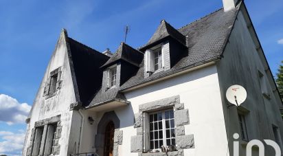 House 5 rooms of 132 m² in Carhaix-Plouguer (29270)