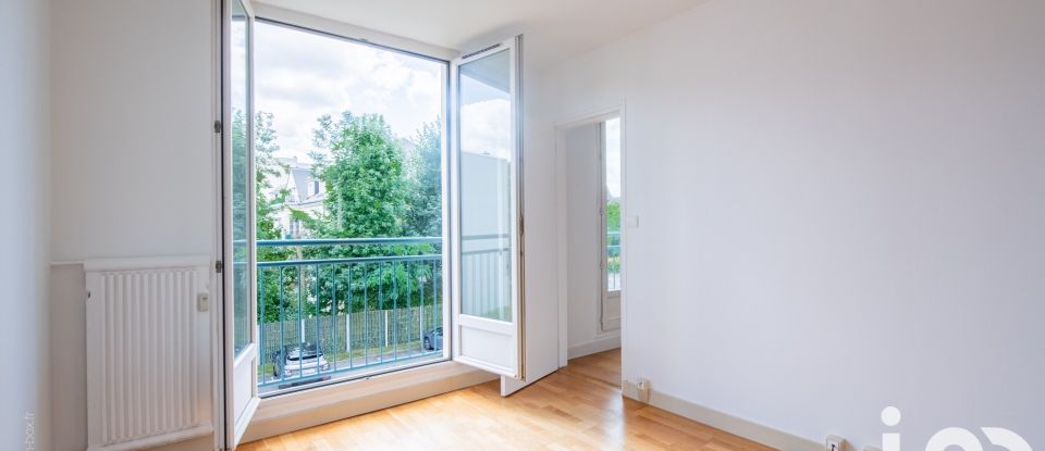 Appartement 4 pièces de 67 m² à Versailles (78000)