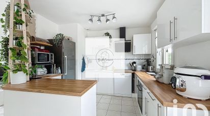 Maison 5 pièces de 97 m² à La Ferté-Vidame (28340)