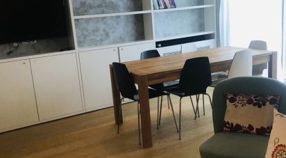 Appartement 3 pièces de 74 m² à Paris (75016)