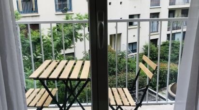 Appartement 3 pièces de 74 m² à Paris (75016)