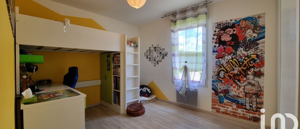 Maison 4 pièces de 112 m² à Valady (12330)