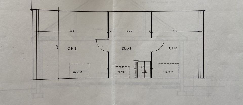 Maison traditionnelle 5 pièces de 98 m² à Lingreville (50660)