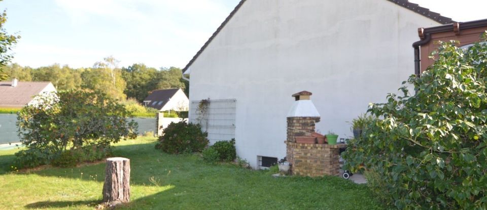 House 6 rooms of 122 m² in Saint-Arnoult-en-Yvelines (78730)