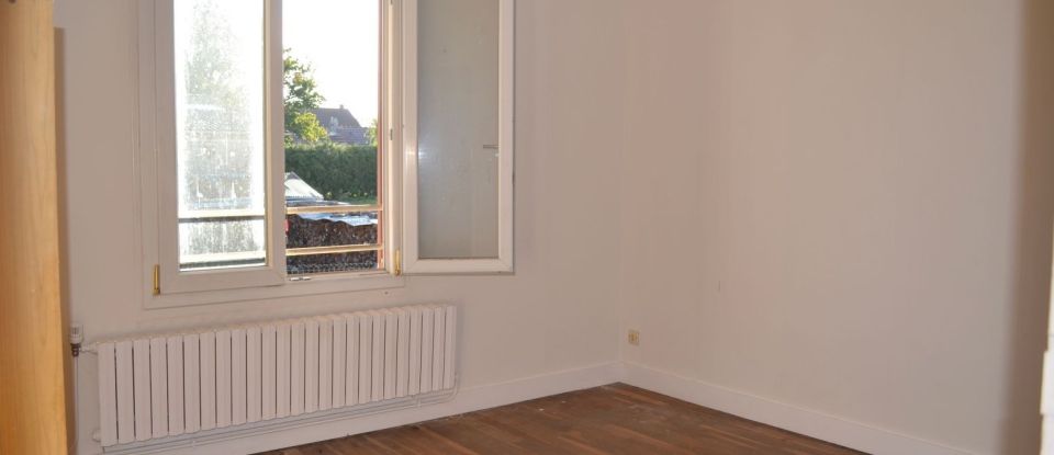 Maison 4 pièces de 78 m² à Aillianville (52700)