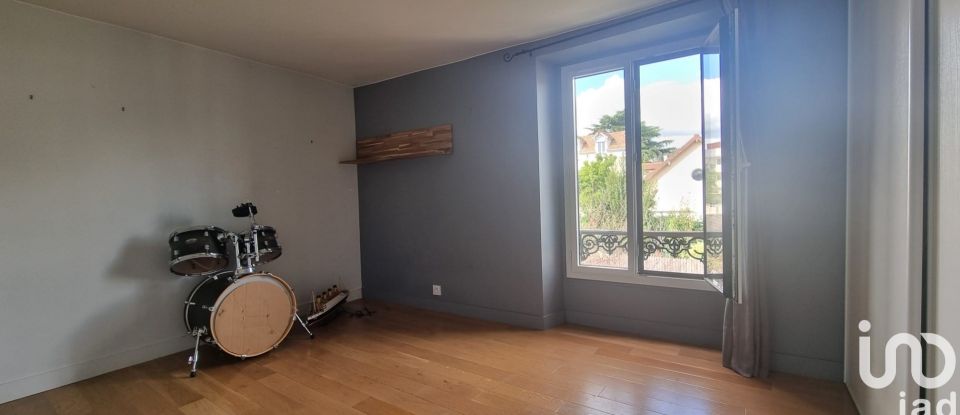 Maison 5 pièces de 100 m² à Croissy-sur-Seine (78290)