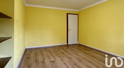 Appartement 4 pièces de 118 m² à Sergy (01630)