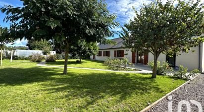 Village house 6 rooms of 155 m² in Allonnes (49650)