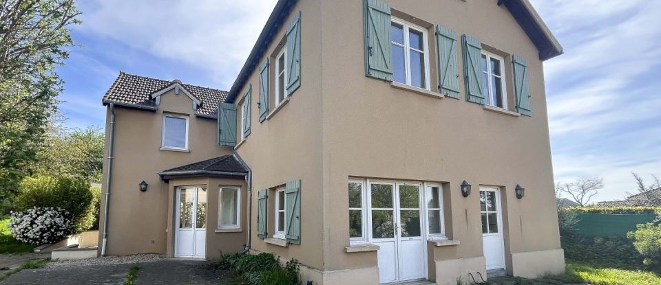 House 9 rooms of 213 m² in Bazemont (78580)