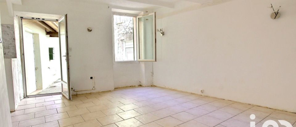 Village house 3 rooms of 62 m² in Rousset (13790)