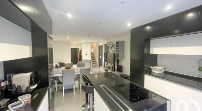 Maison traditionnelle 5 pièces de 93 m² à Quincy-sous-Sénart (91480)