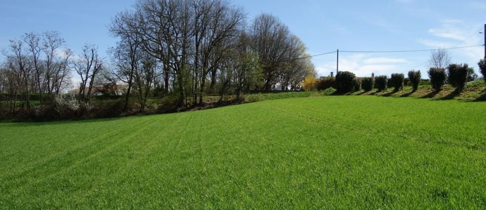 Land of 6,170 m² in Saint-Jean-de-Thurac (47270)