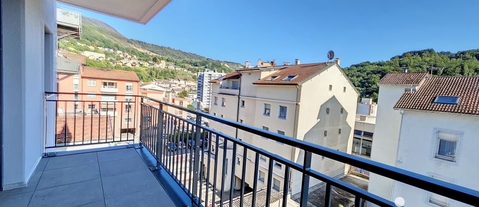 Apartment 3 rooms of 60 m² in Bellegarde-sur-Valserine (01200)