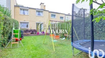 House 6 rooms of 109 m² in Montsoult (95560)