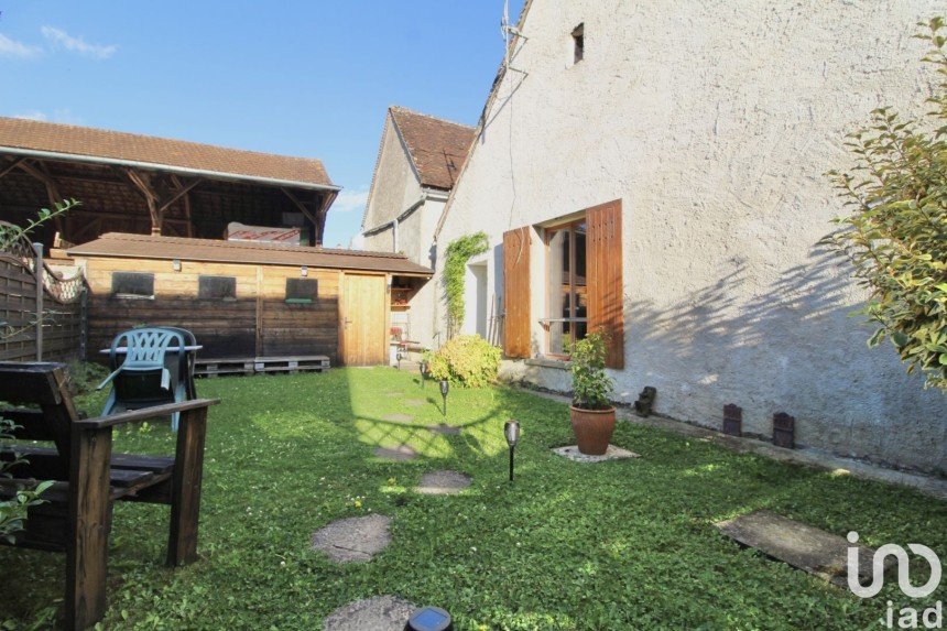 Maison 3 pièces de 80 m² à Armeau (89500)