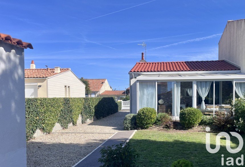 Maison 4 pièces de 80 m² à Château-d'Olonne (85180)