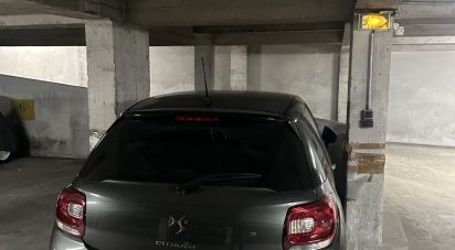 Parking of 11 m² in Paris (75007)