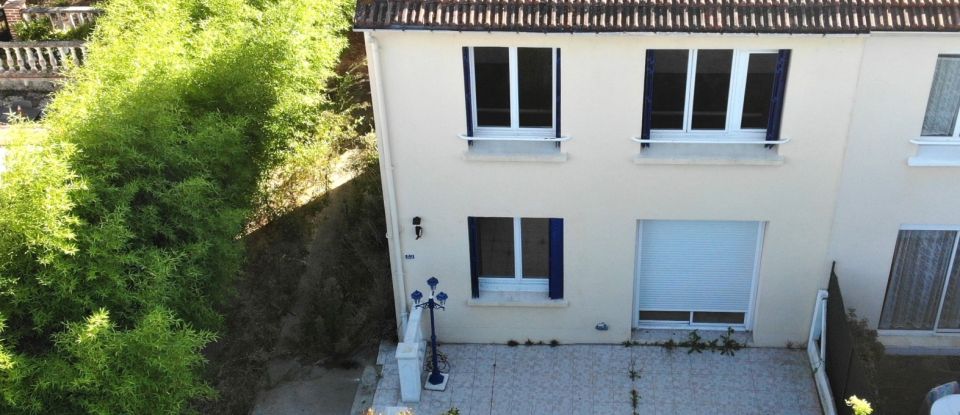 Maison traditionnelle 4 pièces de 78 m² à Saint-Jean-de-la-Ruelle (45140)