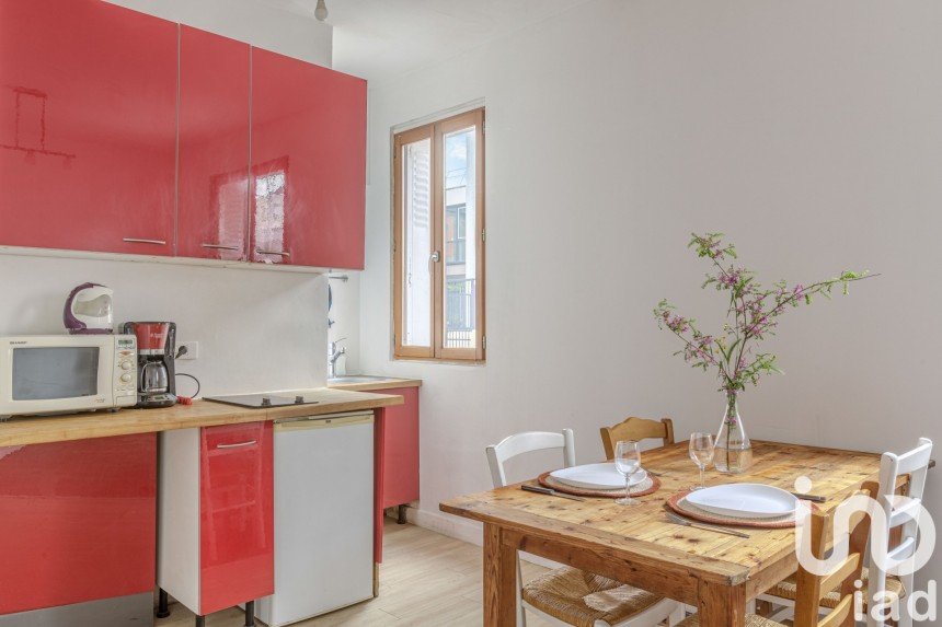 Appartement 3 pièces de 43 m² à Montreuil (93100)