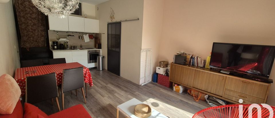 Maison de ville 8 pièces de 230 m² à Lille (59800)