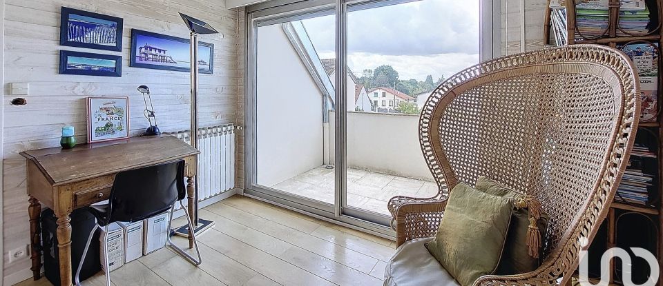 Maison 6 pièces de 136 m² à Brunoy (91800)