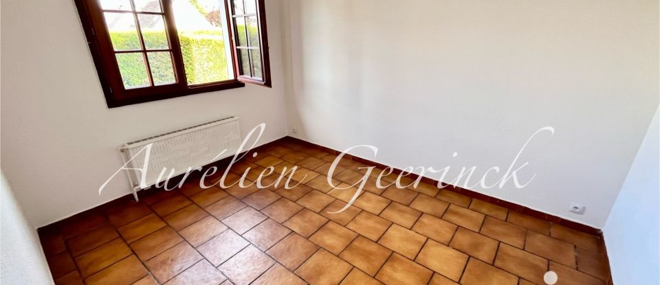 Traditional house 7 rooms of 150 m² in Villers-sous-Saint-Leu (60340)