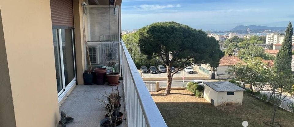 Appartement 4 pièces de 77 m² à Toulon (83000)