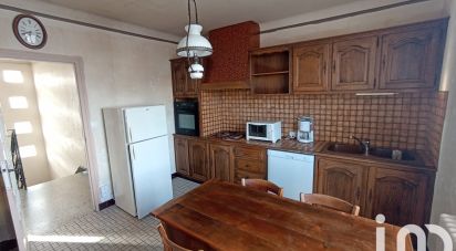 House 5 rooms of 149 m² in Châtillon-sur-Thouet (79200)