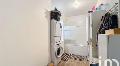 Apartment 2 rooms of 43 m² in Sainte-Geneviève-des-Bois (91700)