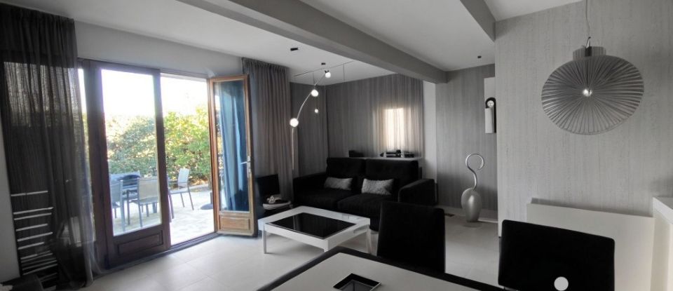 Maison 4 pièces de 80 m² à Hyères (83400)