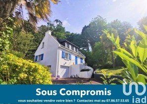 Maison traditionnelle 5 pièces de 100 m² à Quimperlé (29300)