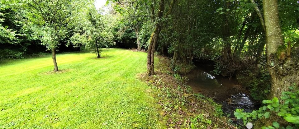 Pavillon 9 pièces de 160 m² à Origny-en-Thiérache (02550)