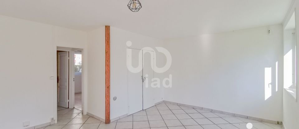 Appartement 4 pièces de 66 m² à Créteil (94000)