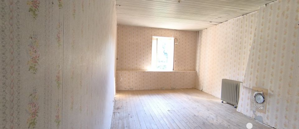 Maison 4 pièces de 65 m² à Le Compas (23700)