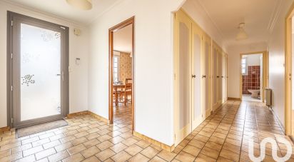 Maison 5 pièces de 160 m² à Aiffres (79230)