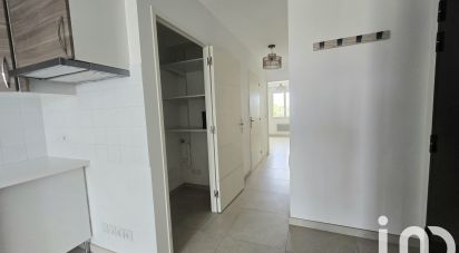 Apartment 2 rooms of 43 m² in Sainte-Geneviève-des-Bois (91700)