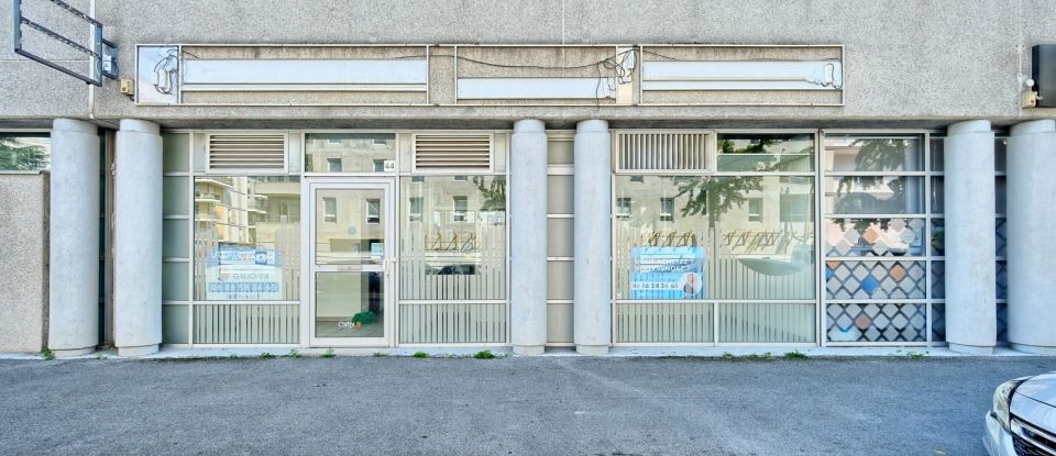 Offices of 113 m² in Meaux (77100)