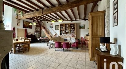 Mansion 12 rooms of 374 m² in Huisseau-sur-Cosson (41350)