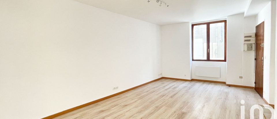 Apartment 1 room of 23 m² in Nemours (77140)