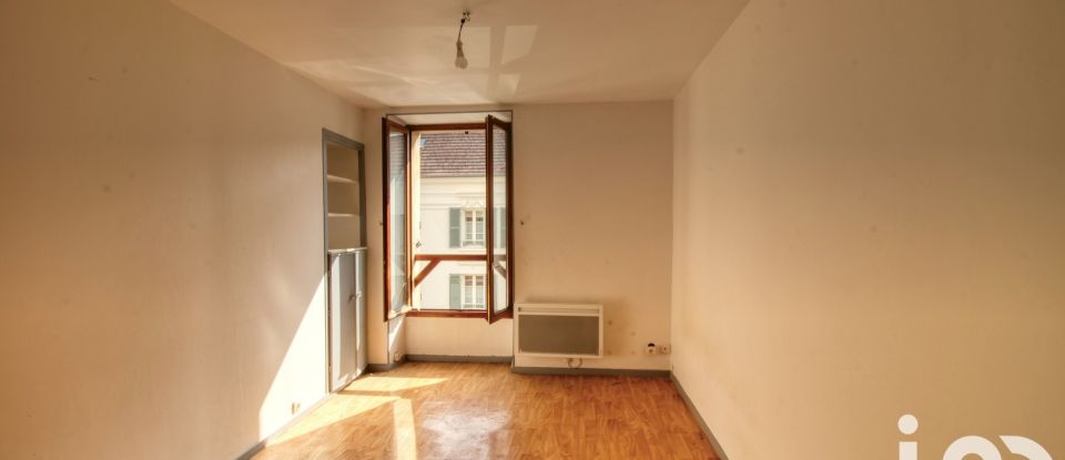 Duplex 9 rooms of 181 m² in Vaux-sur-Seine (78740)