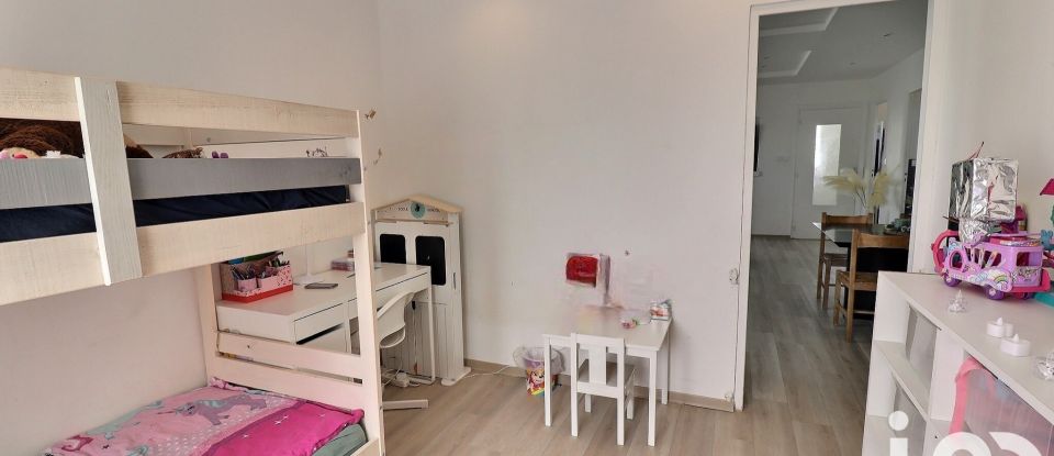 Apartment 3 rooms of 57 m² in Marseille (13013)