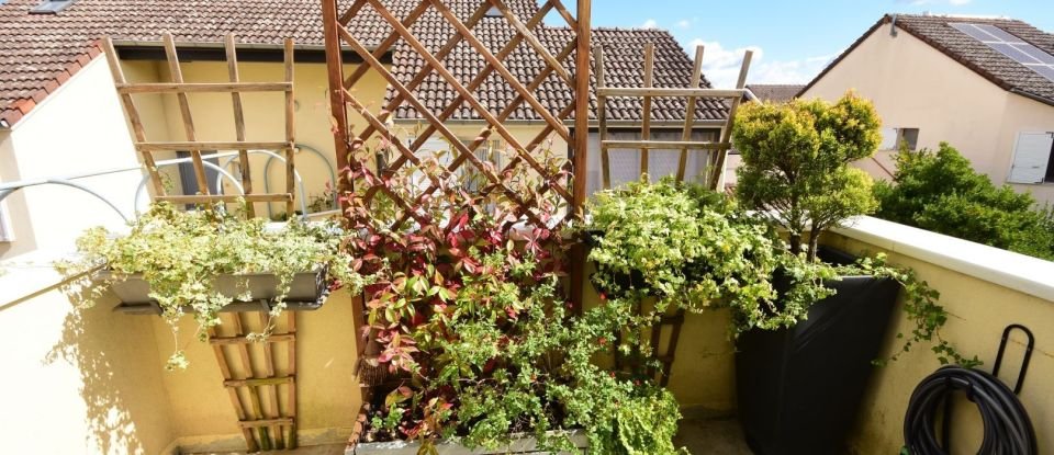 Apartment 3 rooms of 91 m² in Vienne (38200)