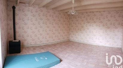 Country home 4 rooms of 110 m² in Brioux-sur-Boutonne (79170)