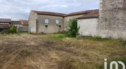 Country home 4 rooms of 110 m² in Brioux-sur-Boutonne (79170)