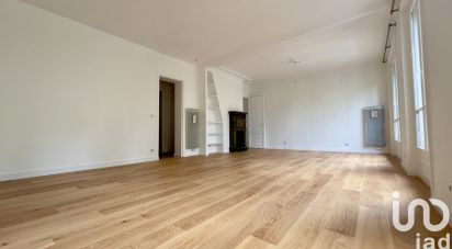 Appartement 4 pièces de 100 m² à Paris (75018)