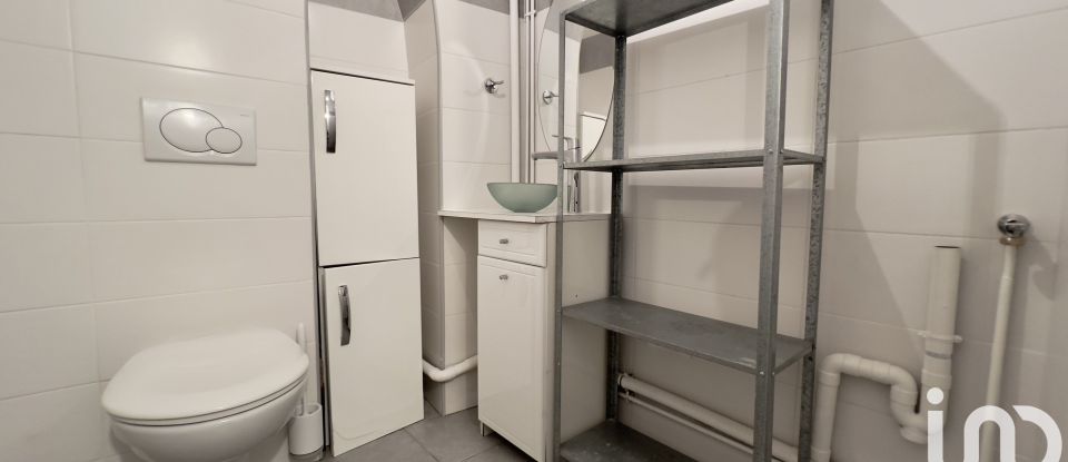 Appartement 4 pièces de 100 m² à Paris (75018)