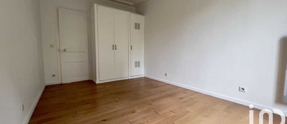 Appartement 4 pièces de 100 m² à Paris (75018)