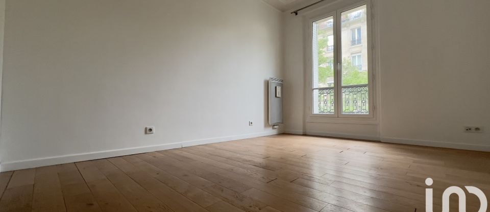 Appartement 4 pièces de 100 m² à Paris (75018)