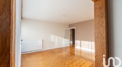 Appartement 5 pièces de 93 m² à Ballainvilliers (91160)